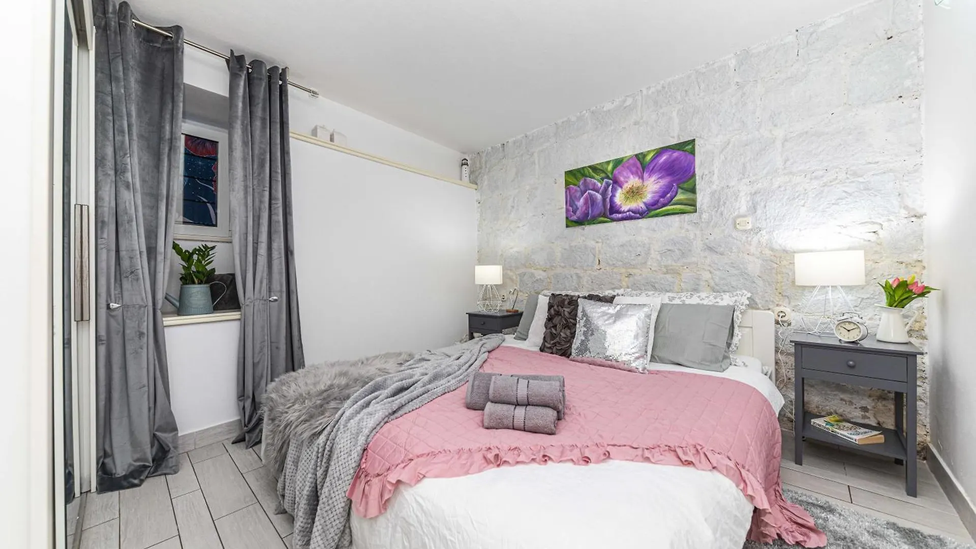 Apartments & Studio Gordana 斯普利特