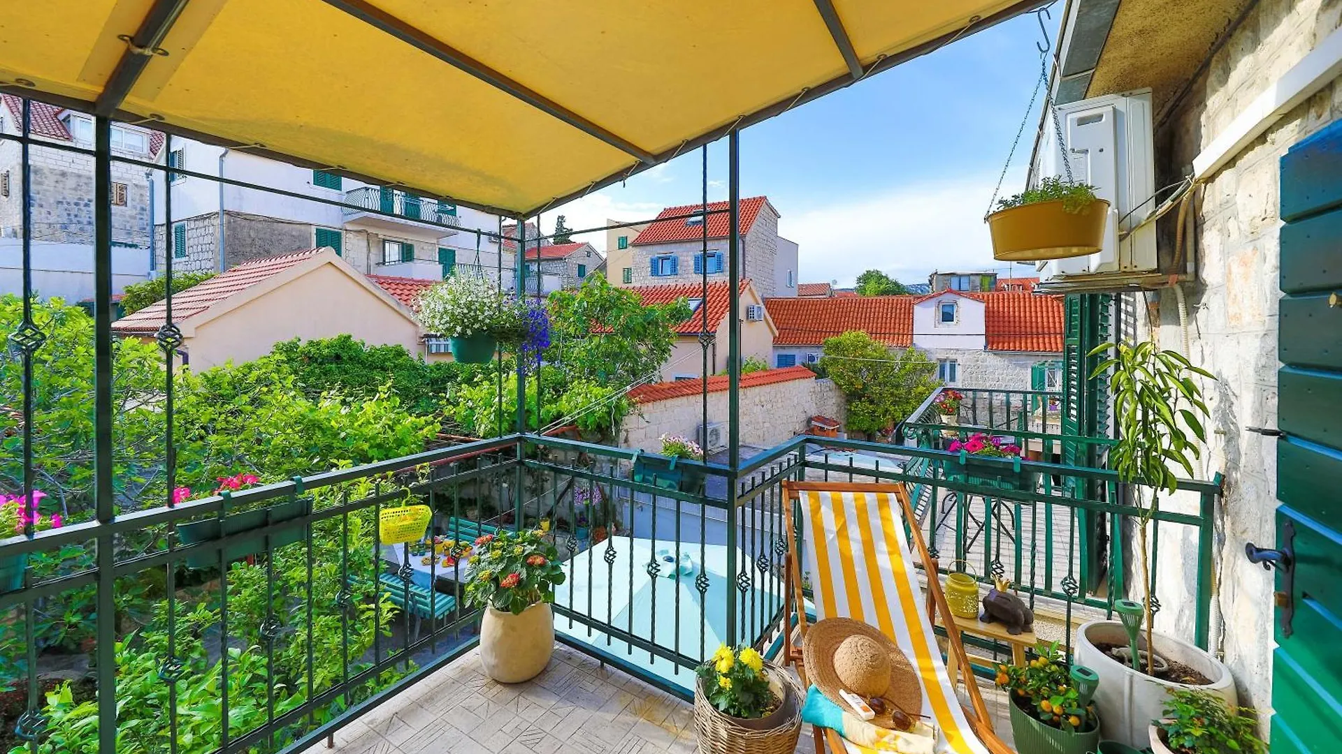 Apartments & Studio Gordana 0*, Split
