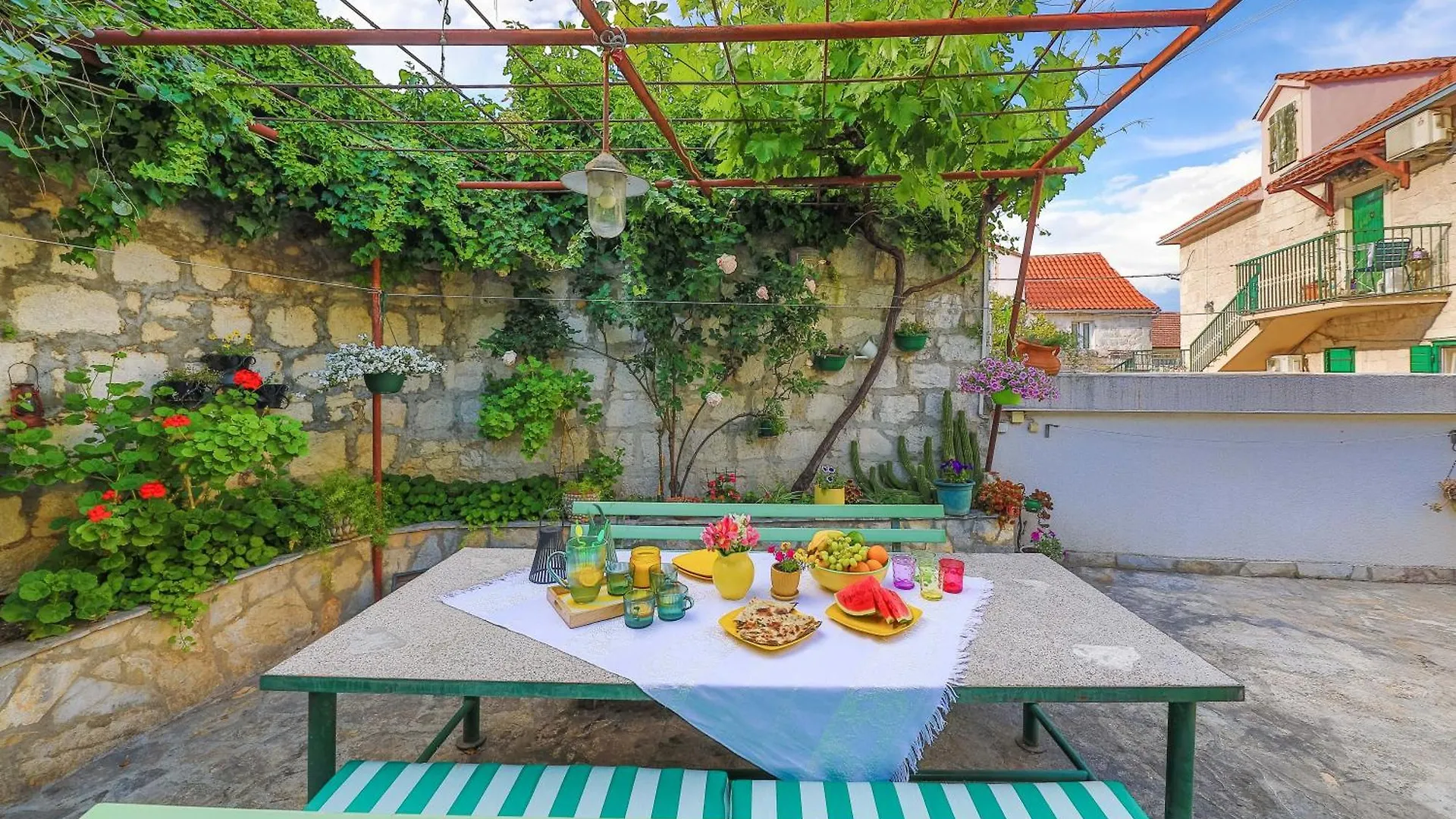 Apartments & Studio Gordana 斯普利特