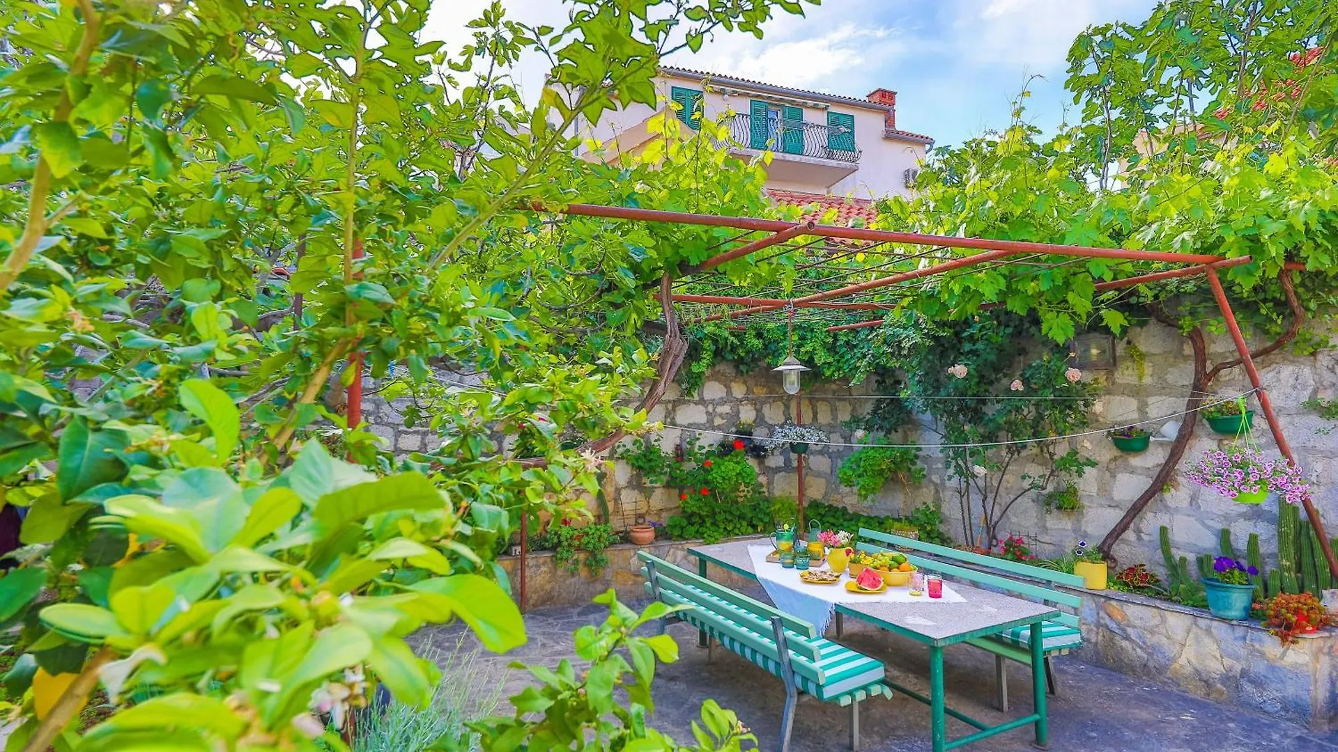 Apartments & Studio Gordana